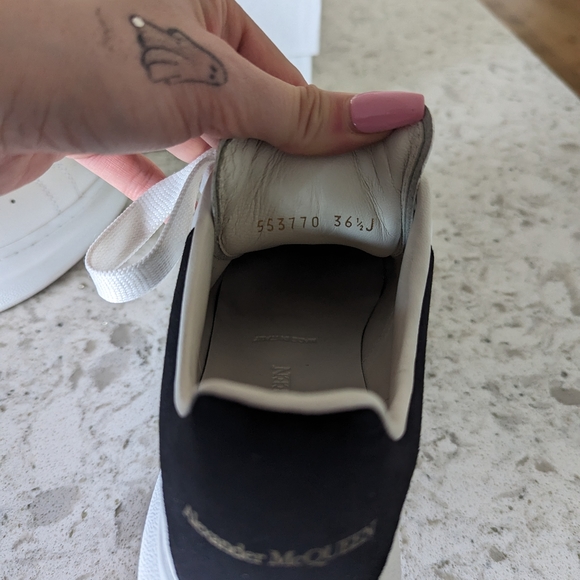 Alexander McQueen oversized sneakers 36.5 - Picture 2 of 4